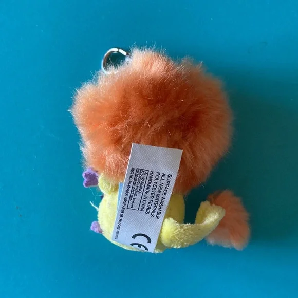 Lion Keychain - Picture 2 of 4